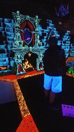 Monster Mini Golf