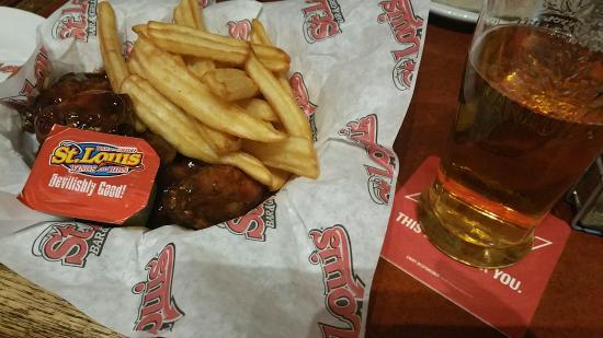 St. Louis Bar and Grill
