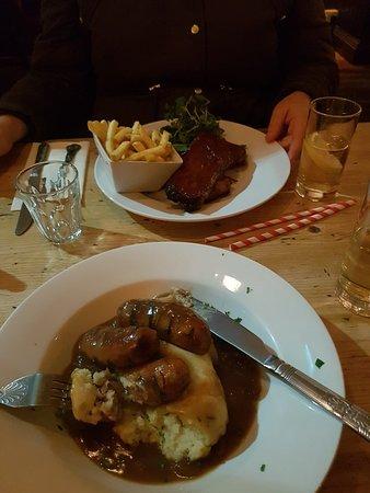 The Manor Bar & Grill