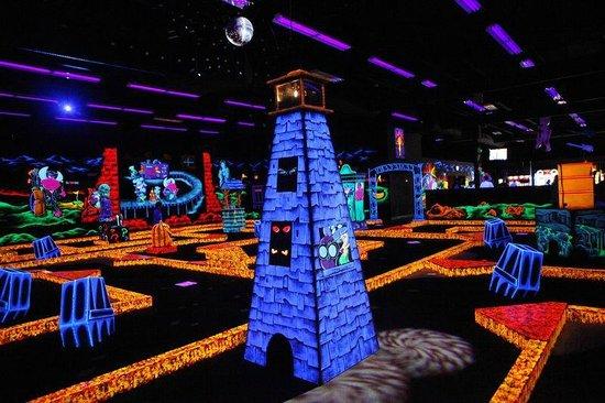 Monster Mini Golf