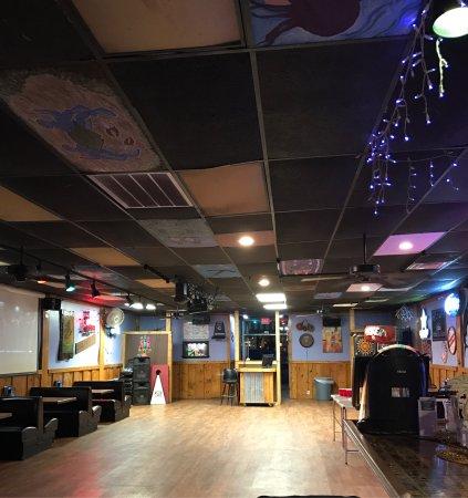Castaway's Bar & Grill