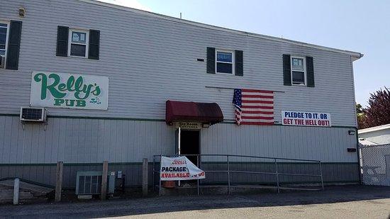 Kelly's Pub