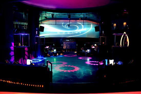 N'Dulge Nightclub