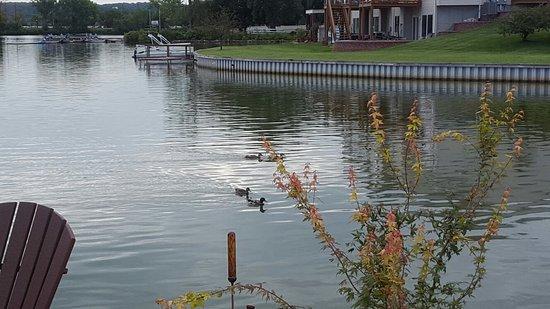 Carter Lake Lounge