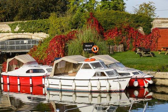 Cotswold Boat Hire