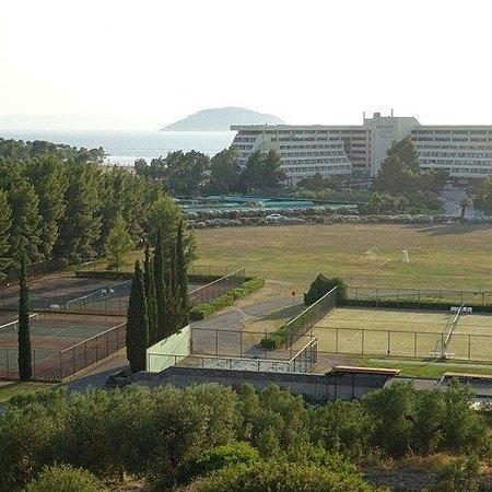 Tennis Club