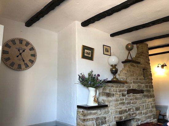 Cowper's Oak Pub