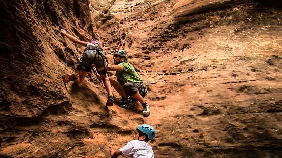 Zion Canyon Guides - Day Tours