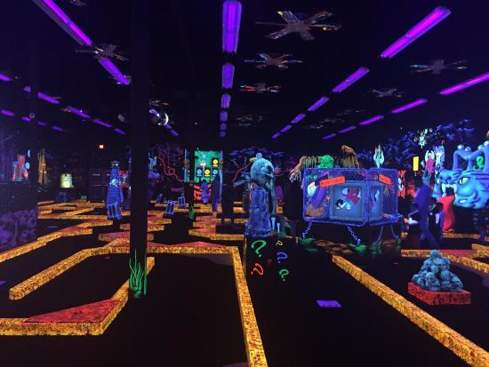 Monster Mini Golf