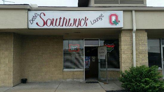 Debi's Southwyck Lounge
