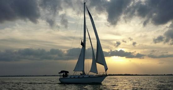 Lake Erie Sailing Charters