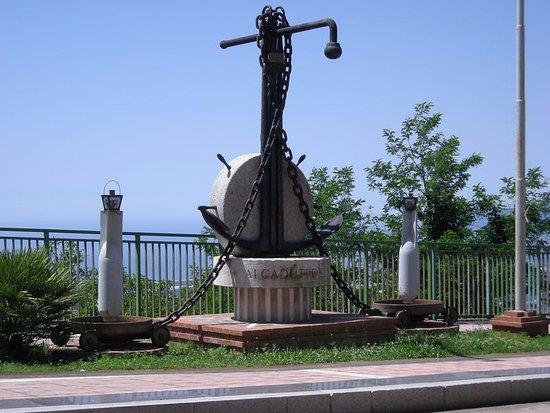 Monumento ai Caduti del Mare