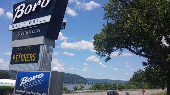 Big Woody's Beach Bar & Grill