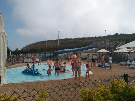 Piscinas y Padel Pinosolo
