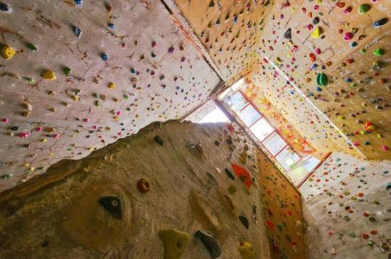 Inglesport Climbing Wall