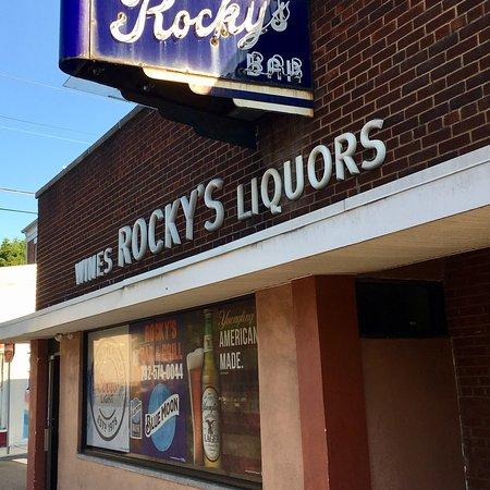 Rocky's Bar & Grill