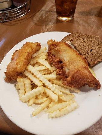 Arrow Sports Club & Grill