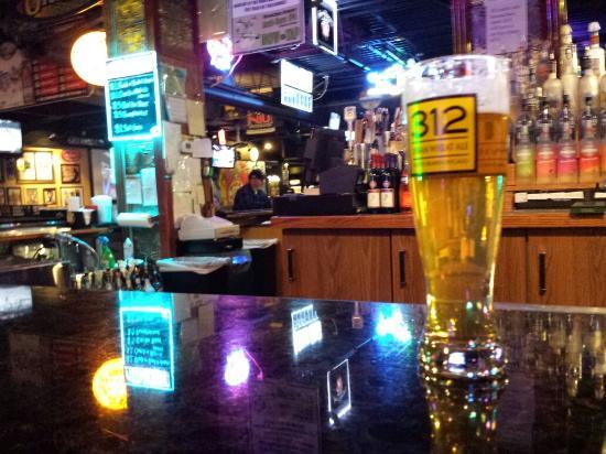 Molly's Eatery & Drinkery