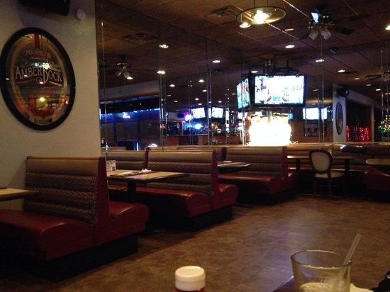 RAV's Creekside Tap & Grill
