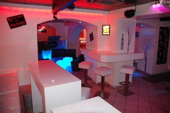 Silver Night Pub