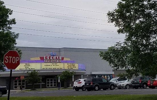 Regal Cinemas Richland Crossing Stadium 12