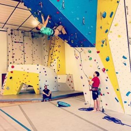 Climb UP