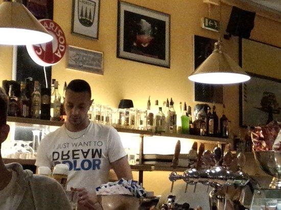 Merlo's Billiards & Cafe