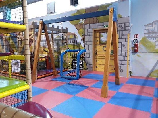 Emy Dey Magic Park
