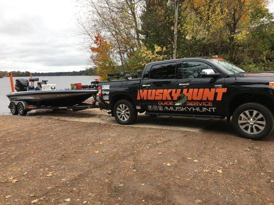 Muskyhunt Guide Service
