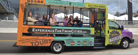 Twin Cities Sightseeing Tours