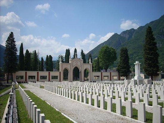 Cimitero Militare Monumentale