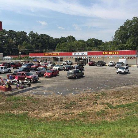 Howard's Flea Market