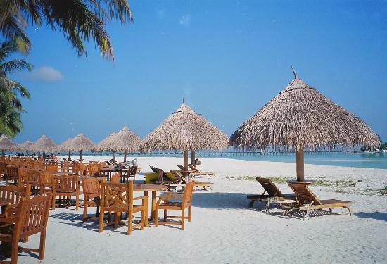 Sun Island Beach