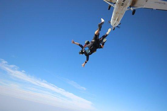 UK Parachuting