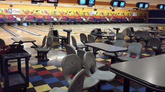 Icehouse Lanes