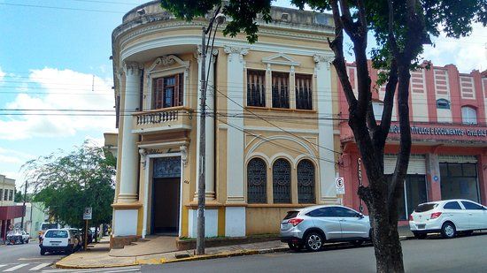 Casa da Cultura e Biblioteca Municipal