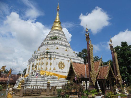 Wat Chiang Yuen Temple