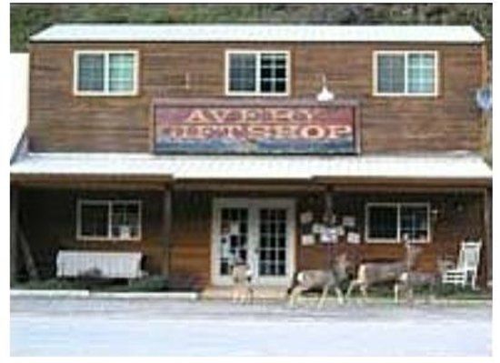 Avery Gift Shop