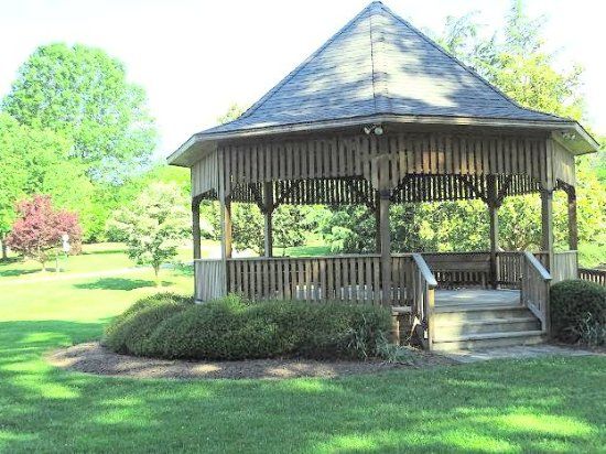 Tobaccoville Village Park