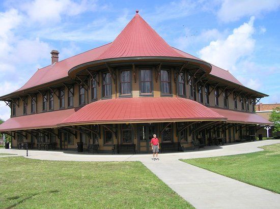 Hamlet Depot and Museum