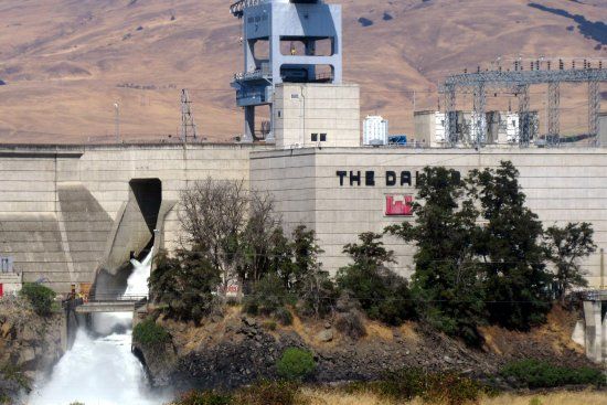 The Dalles Lock and Dam Visitor Center