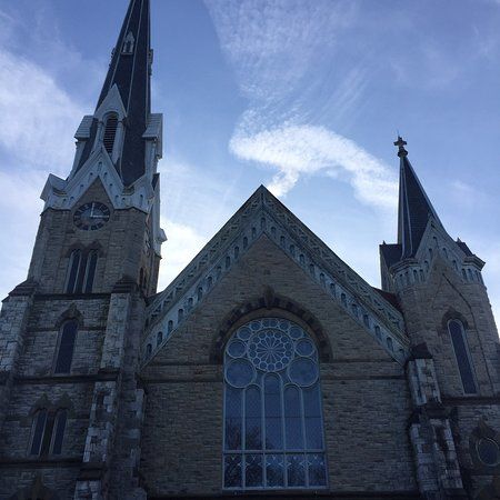 Riverfront Antiques & Design Center