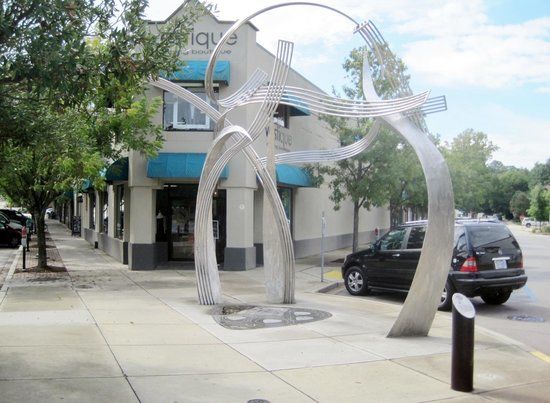Hootie and the Blowfish Monument