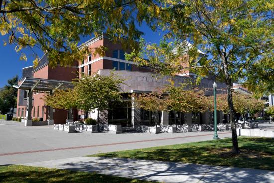 Puyallup Public Library