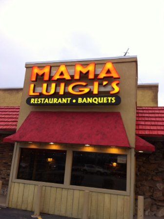Mama Luigi's Restaurant and Banquets