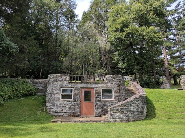Skunk Hollow Park