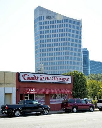 Cindi's NY Deli & Restaurant