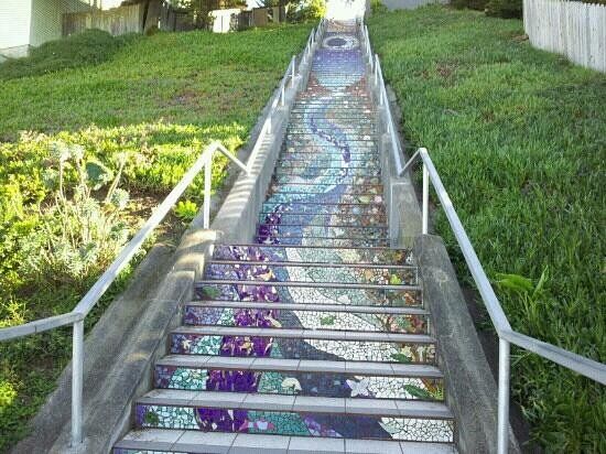 16 Avenue Tiled Steps