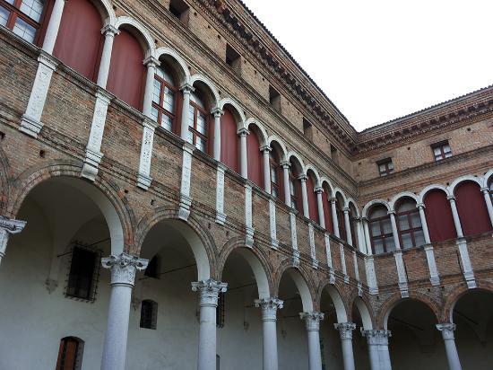 Palazzo Costabili