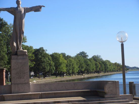 Titanic Memorial Washington DC